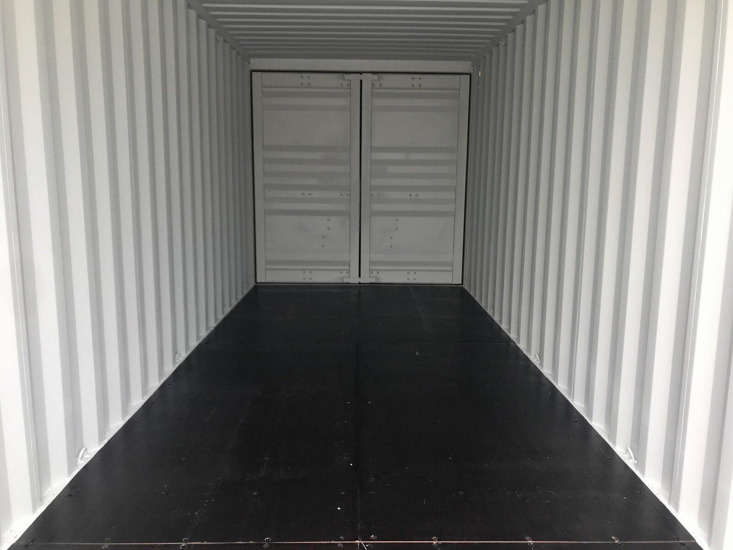 One Trip 20' Double Doors On Both Ends